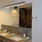 康纳德酒店 3* 施库尔