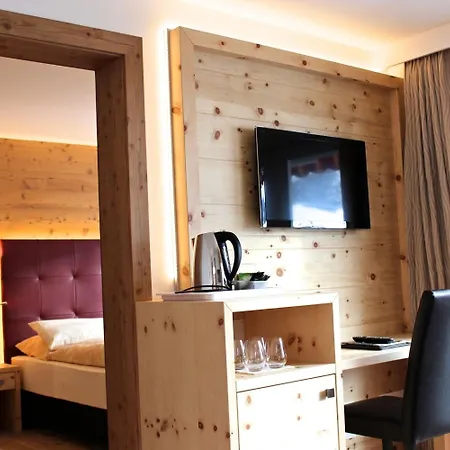 Conrad Scuol